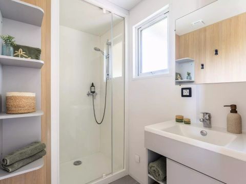 MOBILHOME 6 personnes - Cabane 4 Pièces 6 Personnes Climatisée + TV