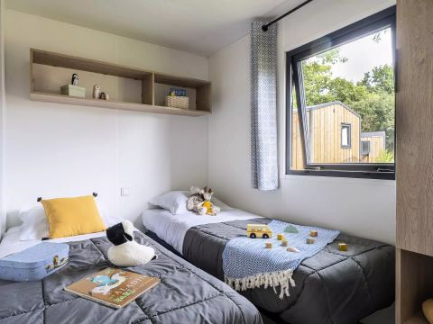 MOBILHOME 4 personnes - Confort 3 Pièces 4 Personnes + TV