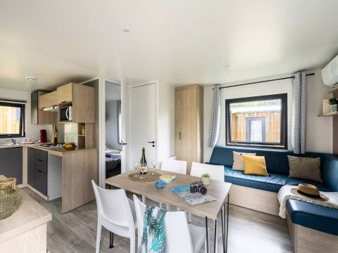 MOBILHOME 4 personnes - Confort 3 Pièces 4 Personnes + TV