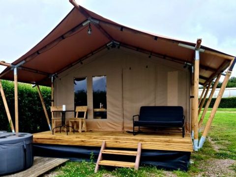 Tente en toile et en bois 4 personnes - LODGE SAFARI