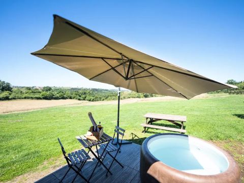 Hébergement 4 personnes - Lodge des Bois 2 Pièces 2/4 Personnes (2 adultes + 2 enfants -12ans) + Jacuzzi