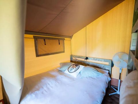 Tente en toile et en bois 4 personnes - Lodge Safari 2 Pièces 4 Personnes (2 adultes + 2 enfants -10 ans) + Jaccuzi