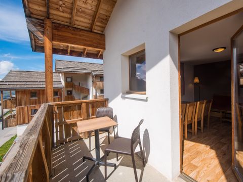 APPARTEMENT 10 personnes - 4 pièces 10 personnes APPARTEMENT 10 personnes - 4 pièces 10 personnes