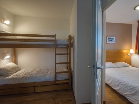 APPARTEMENT 6 personnes - 2 pièces cabine 6 personnes- Vue montagne (2P6V)