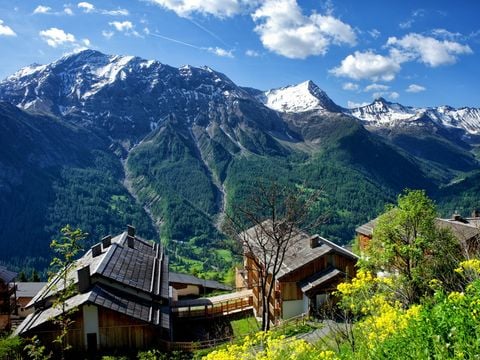 Résidence Etoiles d'Orion - Vacancéole - Camping Hautes-Alpes - Image N°0