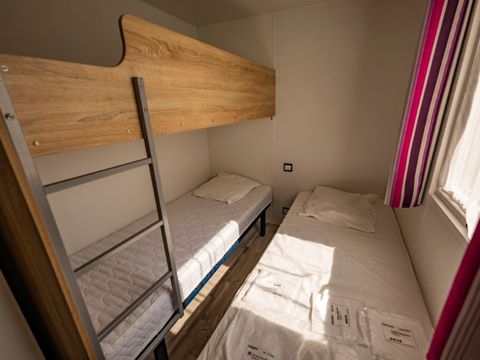 MOBILHOME 7 personnes -  3 Chambres 6/7 Pers.(dont 1 enfant de 6 à 15 ans)