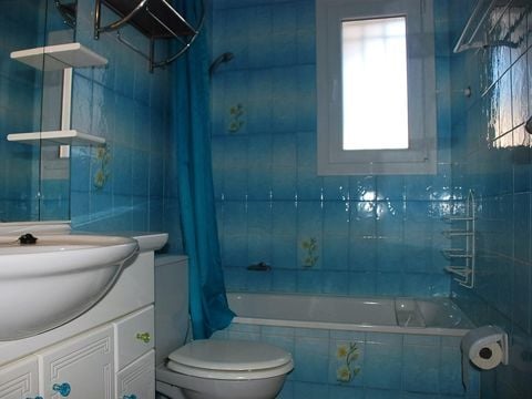 VILLA 8 personnes - 3 chambres - 2 salles de bain 6/8 pers