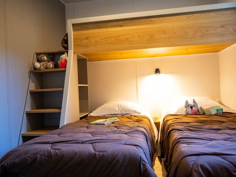 MOBILHOME 5 personnes - Premium Exclusive | 2 Ch. | 5 Pers. | Terrasse surélevée | 2 SDB | Clim. | TV