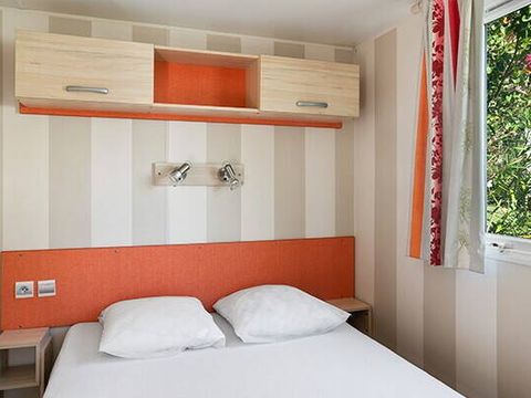 BUNGALOW 4 personnes - Mobil-home | Comfort | 2 Ch. | 4 Pers. | Terrasse surélevée | Clim.