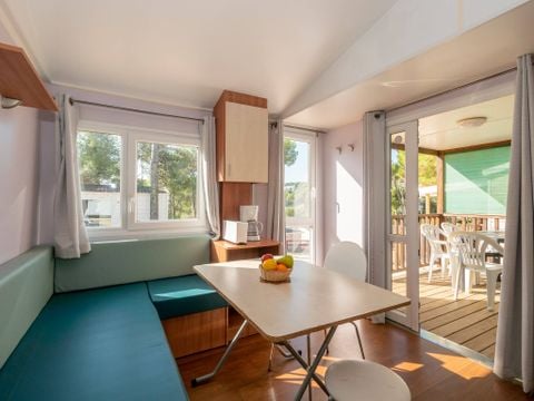 BUNGALOW 4 personnes - Mobil-home | Classic | 2 Ch. | 4 Pers. | Terrasse simple