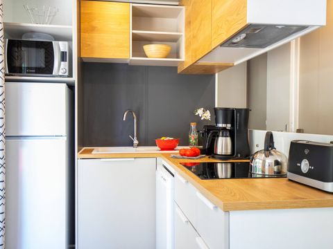 BUNGALOW 6 personnes - Mobil-home | Premium Exclusive | 3 Ch. | 6 Pers. | Terrasse surélevée | 2 SDB | Clim. | TV