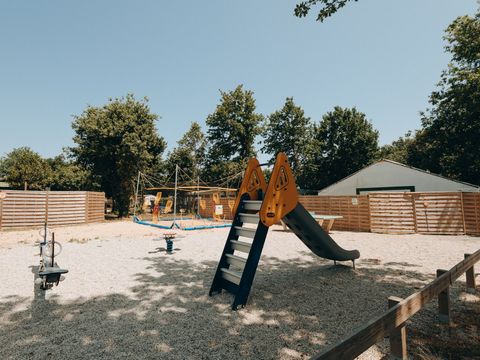 Routes du Monde - Camping l'Orée des Bois Saint-Pierre d'Oléron - Camping Charente-Maritime - Image N°10