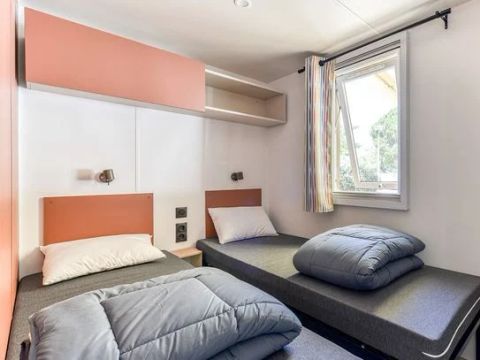 Mobilhome 6 personnes - Mobil-home | Premium | 3 Ch. | 6 Pers. | Terrasse Lounge | Clim. | TV