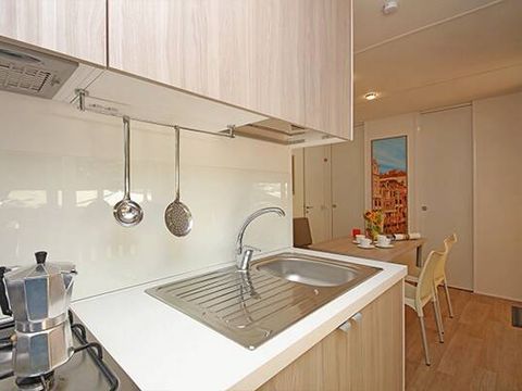 Mobilhome 6 personnes - Mobil-home | Comfort | 3 Ch. | 6 Pers. | Terrasse surélevée | 2 SDB | Clim.
