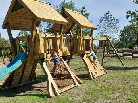 Camping L'Ile aux mille Charmes - Camping Vosges - Image N°17