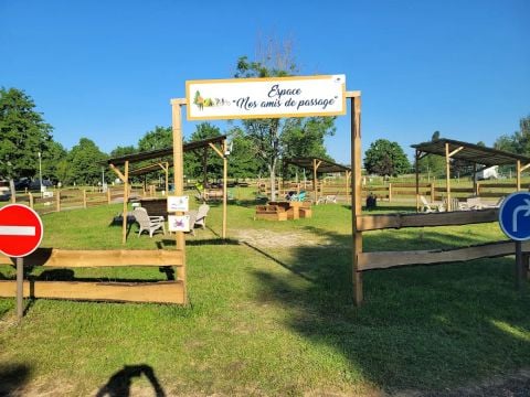 Camping L'Ile aux mille Charmes - Camping Vosgi - Image N°8