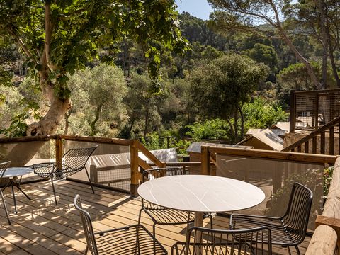 HÉBERGEMENT INSOLITE 4 personnes - Tipi Experience Lodge B&B