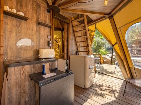 HÉBERGEMENT INSOLITE 4 personnes - Tipi Experience Lodge Séjour en Demi-pension