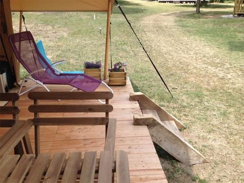 TENTE TOILE ET BOIS 6 personnes - Tente Safari Cabanon