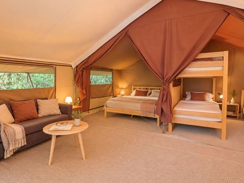 Tente en toile et en bois 6 personnes - Tente Safari Cabanon