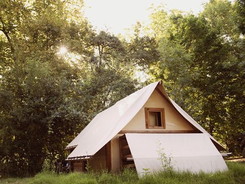 Tente en toile et en bois 2 personnes - Tente Glamping Drome
