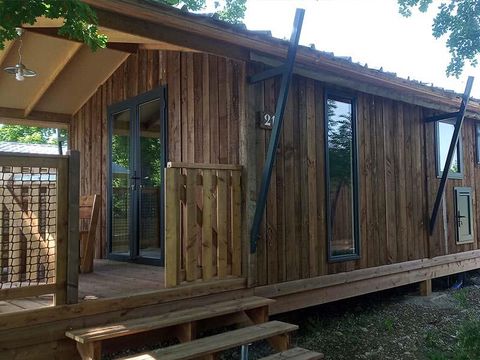 Tente en toile et en bois 5 personnes - Lodge Luxe nature surplombant la rivière avec vue panoramique - Climatisé