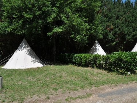 HÉBERGEMENT INSOLITE 2 personnes - Tips