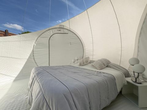 HÉBERGEMENT INSOLITE 2 personnes - Bulle Etoilée