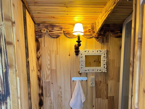 HÉBERGEMENT INSOLITE 2 personnes - Baudelaire