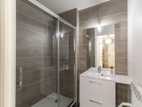 STUDIO 4 personnes - 4 personnes - Supérieur