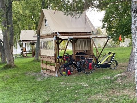 Tente en toile et en bois 2 personnes - Bivouac