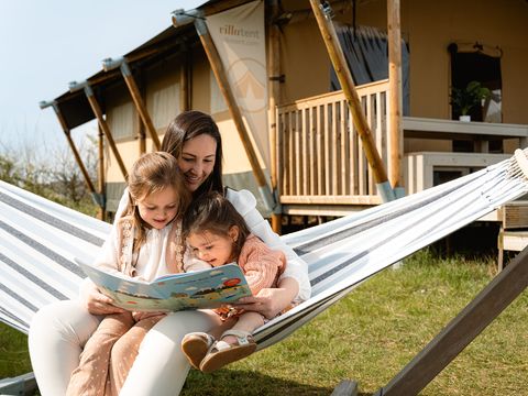 TENTE TOILE ET BOIS 6 personnes - Tente Lodge Prestige Plus - 2 chambres - 1SDB - 35m²