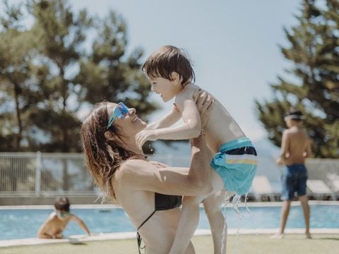 Camping Sunêlia La Presqu'île - Camping Hautes-Alpes