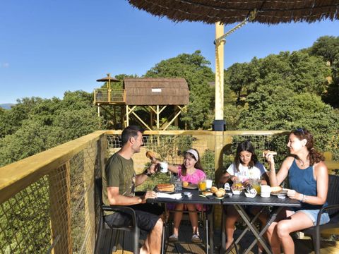 Hébergement 5 personnes - Cabaña baño