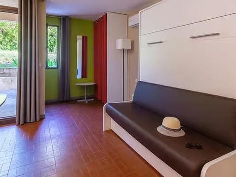 STUDIO 2 personnes - Essentiel Studio 2 personnes Terrasse (*)