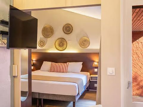 BUNGALOW 4 personnes - Classique Bung 2 chambres 4 personnes Terrasse Climatisation