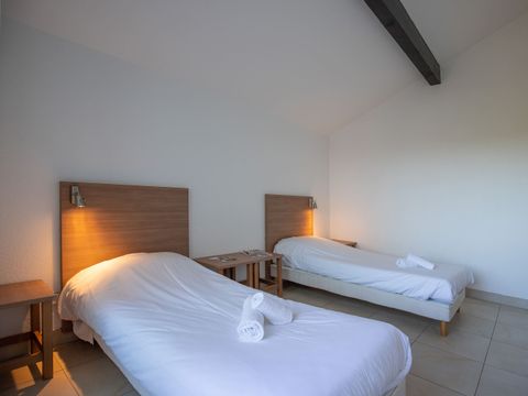 APPARTEMENT 4 personnes - Balcon