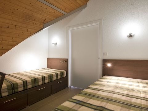 APPARTEMENT 5 personnes