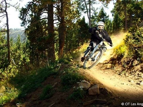 VVF Résidence Les Angles Pyrénées - Camping Pyrénées-Orientales - Image N°3