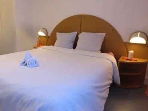CHAMBRE 4 personnes - Chambre 40m² 2 Pièces 2 salles d'eau (sans cuisine)