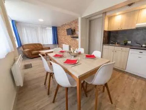 GÎTE 6 personnes - "Grand" 3 Pièces 6 pers