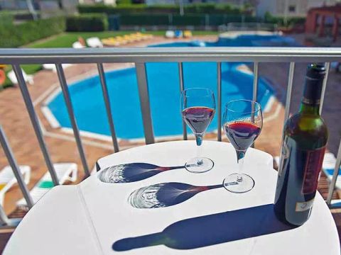 Apartaments Estartit Confort - Camping Girona