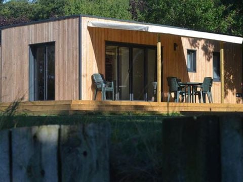 Lodge 4 personnes - Lodge Family 34,02 m² - 2 chambres + Terrasse + TV