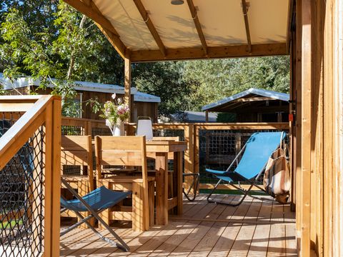 Tente en toile et en bois 4 personnes - Cosy Glamping, 2ch, 1 sdb