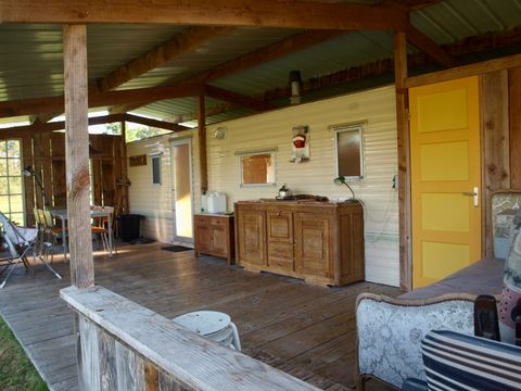 MOBILHOME 4 personnes - prix inclus pour 4 participants