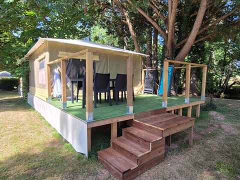 BUNGALOW TOILÉ 5 personnes - sans sanitaires