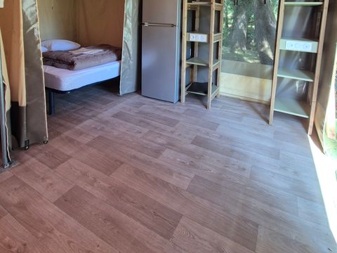 BUNGALOW TOILÉ 5 personnes - sans sanitaires