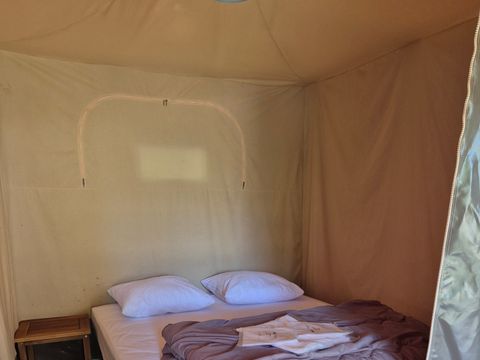 BUNGALOW TOILÉ 5 personnes - sans sanitaires