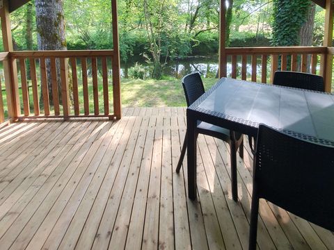 LODGE 4 personnes - Mini-Wood sur pilotis en toile , sans sanitaires, pour 4 personnes