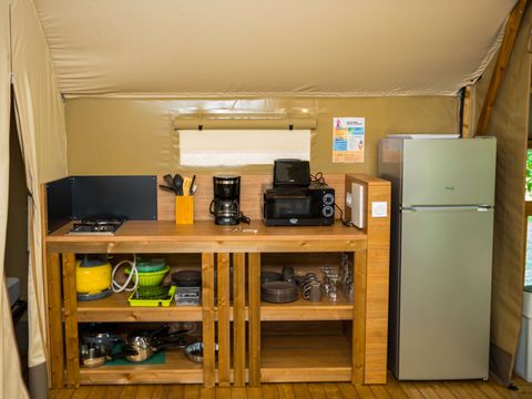 LODGE 4 personnes - Mini-Wood sur pilotis en toile , sans sanitaires, pour 4 personnes